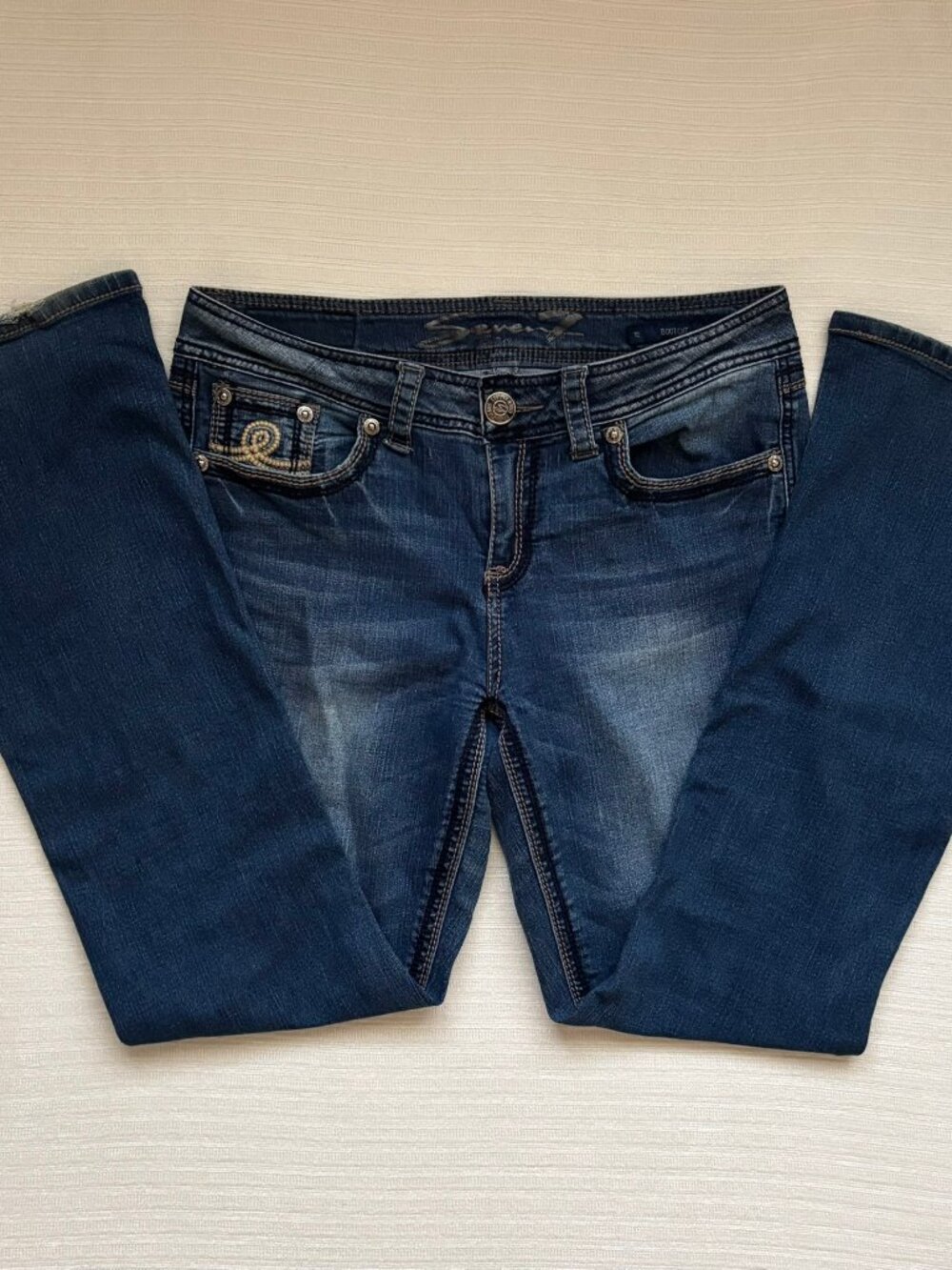Seven7 bootcut jeans dark wash western style